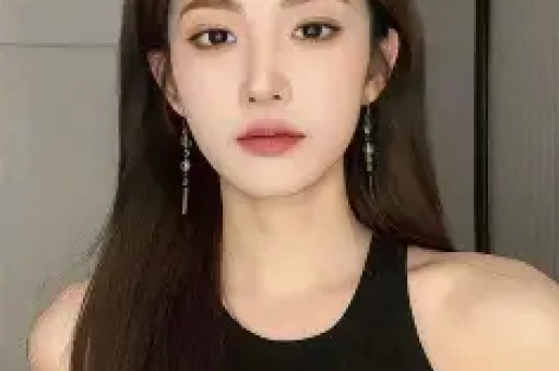 3岁女童在洗浴店摔倒后脑受伤宝妈发帖吐槽反被索赔100万元店方：她拒不删帖疑似敲诈